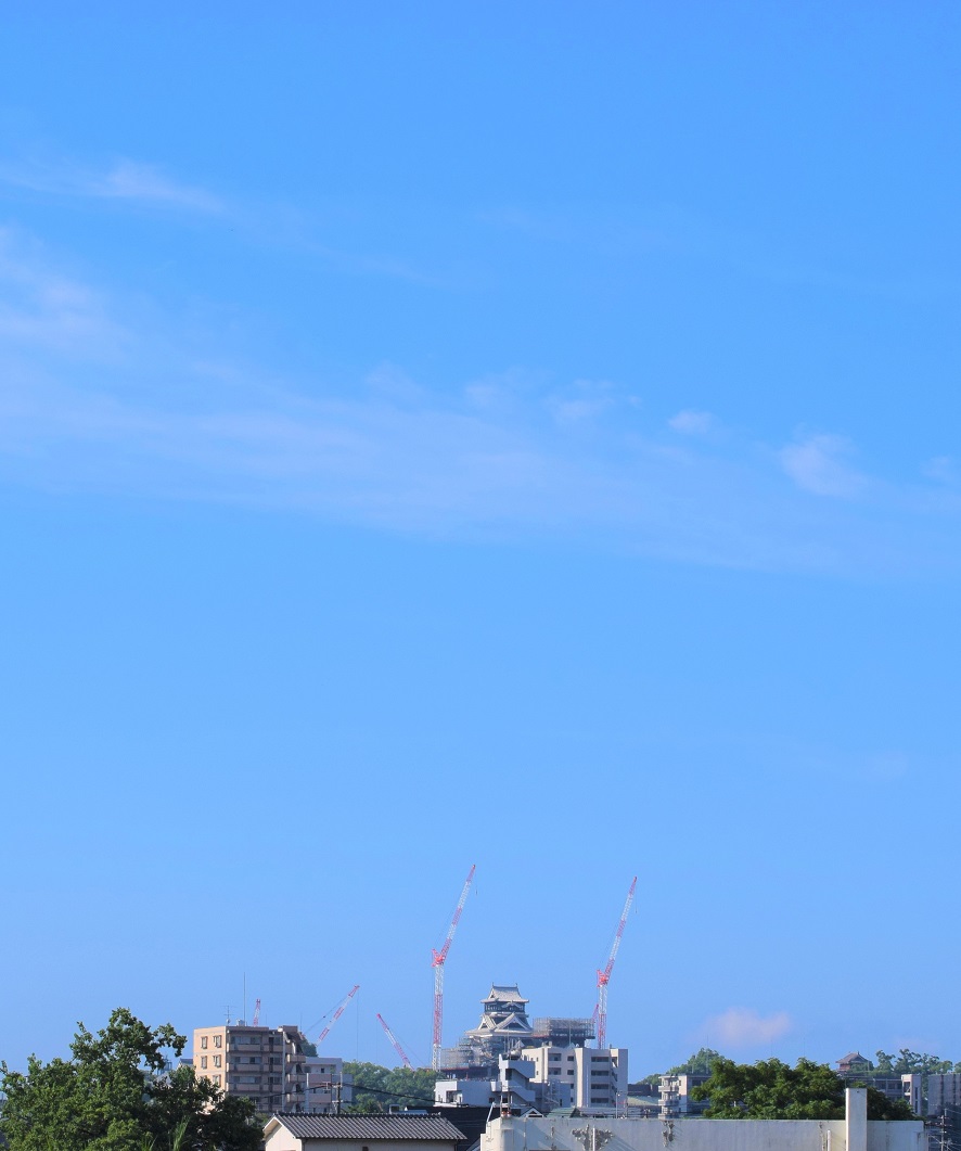 <img src="kumamoto-castle.jpg"alt=”寺原診療所からの熊本城"/.>